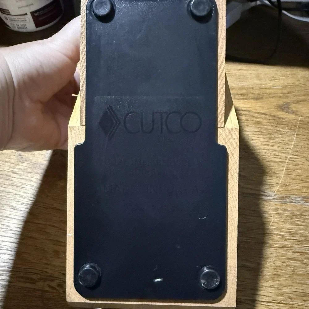 CUTCO 10-Slot Solid Wooden Block 9 Knife 1 Sharpen Storage Blade Made in USA EUC